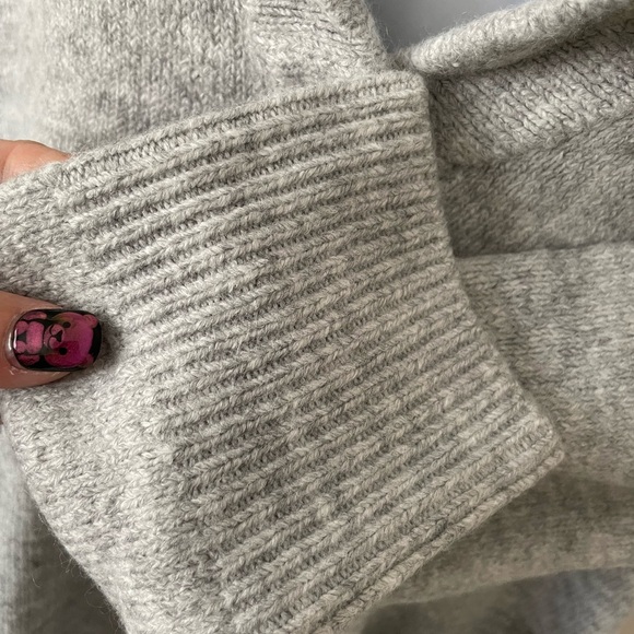 Michael kors top - Picture 6 of 11